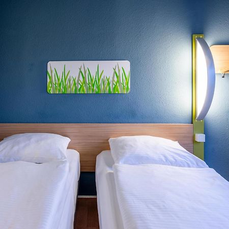 B&B Hotel Duesseldorf-ヒルデン エクステリア 写真