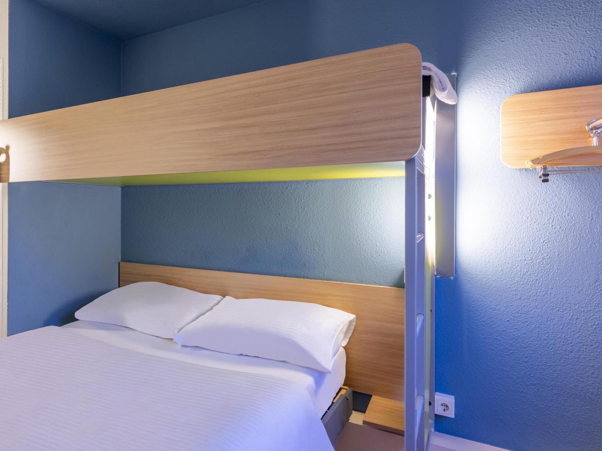 B&B Hotel Duesseldorf-ヒルデン エクステリア 写真